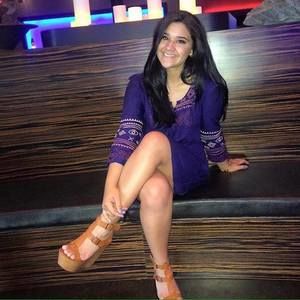 Meet your Posher, Elizabeth