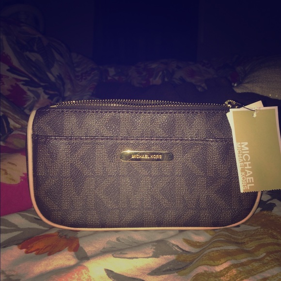 Michael Kors cosmetic case