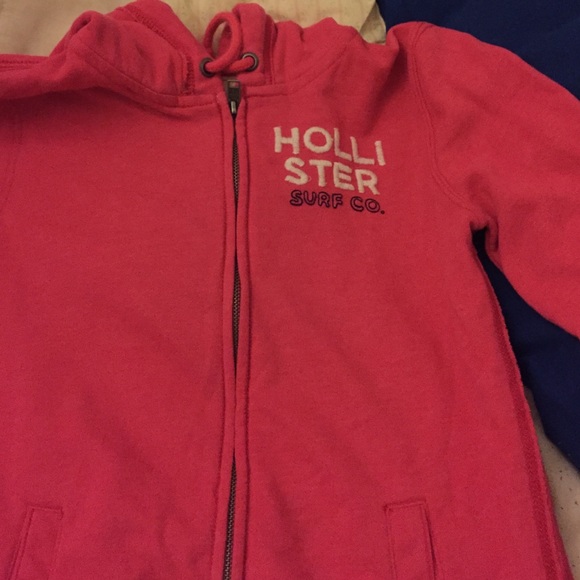 Pink hollister sweatshirt