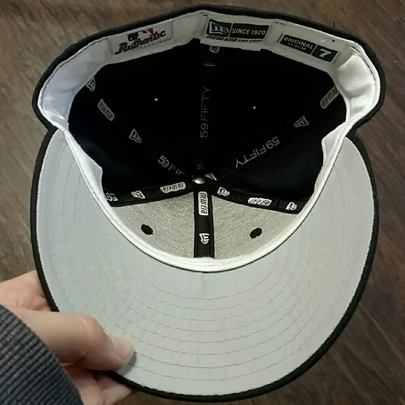 New York Yankees hat size 7 - Picture 2 of 4