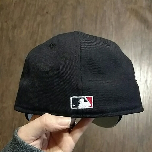 New York Yankees hat size 7 - Picture 4 of 4