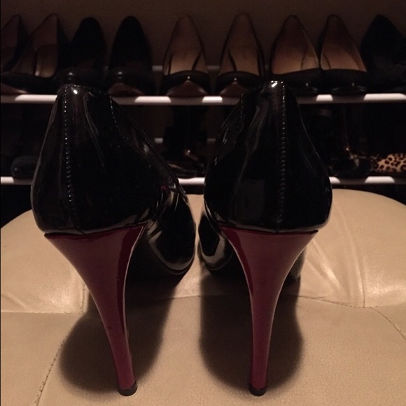 Heels - Picture 2 of 3