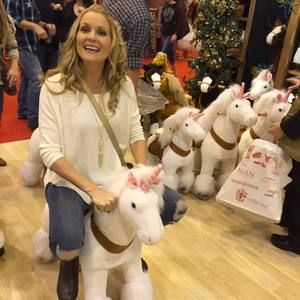 Meet your Posher, Amy