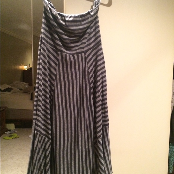 Strapless dress