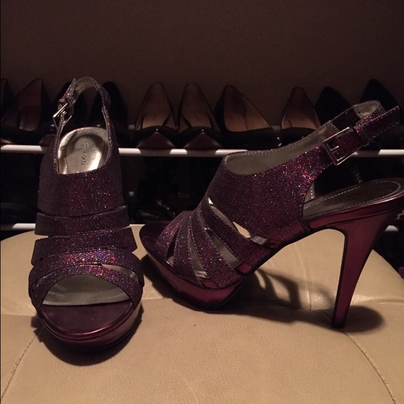 Heels - Picture 2 of 2