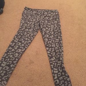 Cheetah Print Leggings (Small)