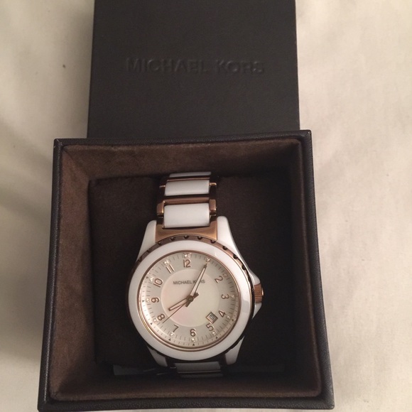 Michael Kors white ceramic and rose gold - Picture 2 of 2
