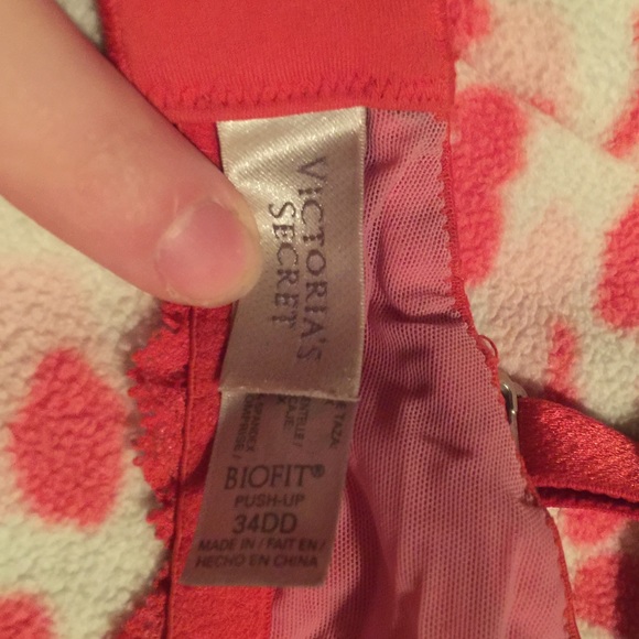 Victoria's Secret bra - Picture 4 of 4