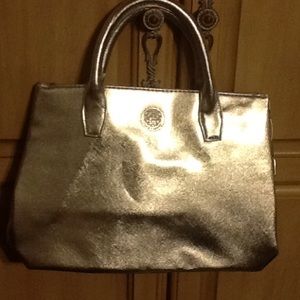Vince Camuto tote