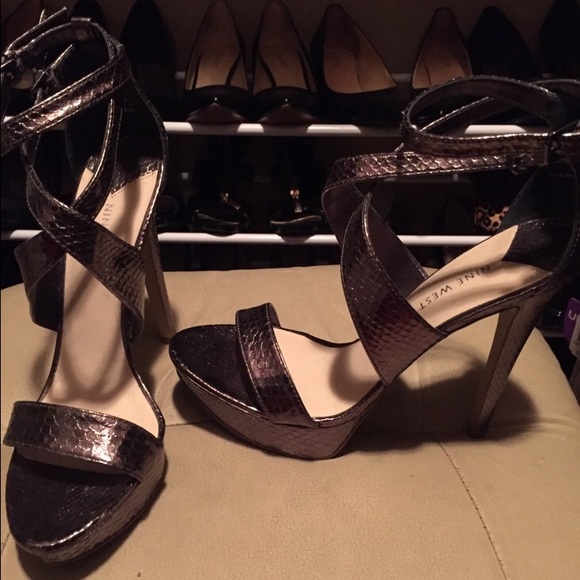 Stilettos - Picture 4 of 4