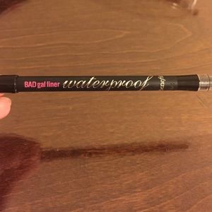 Benefit bad gal liner waterproof