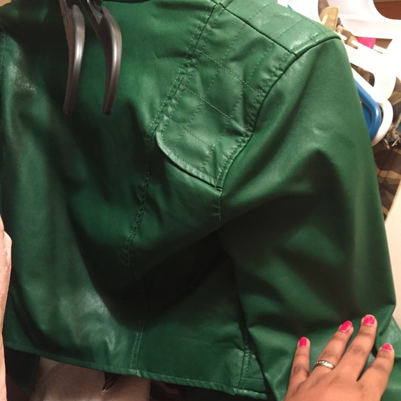 Forever 21 jacket - Picture 3 of 3
