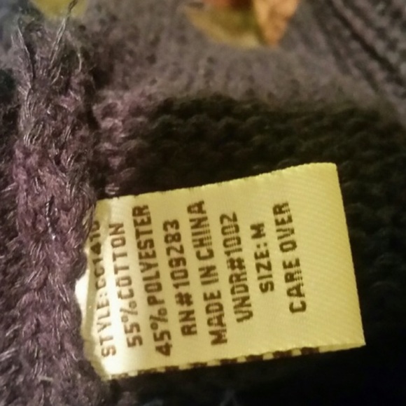 VINTAGE HAVANAH HIGH/LOW STAR SWEATER sold - Picture 2 of 3