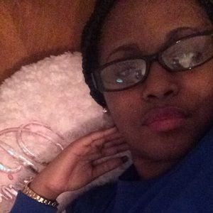 Meet your Posher, Kay