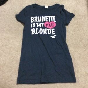 hollister t-shirt