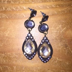 SOLD ✔️Vintage inspired drop formal earrings