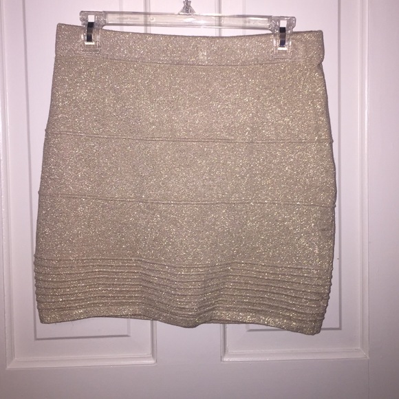 Gold sparkly bodycon skirt