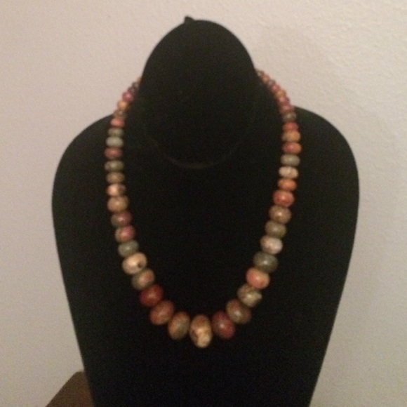 Green and brown stone necklace