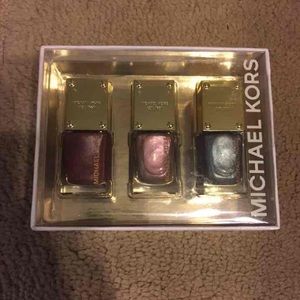 New Michael Kors Nail Polish Set