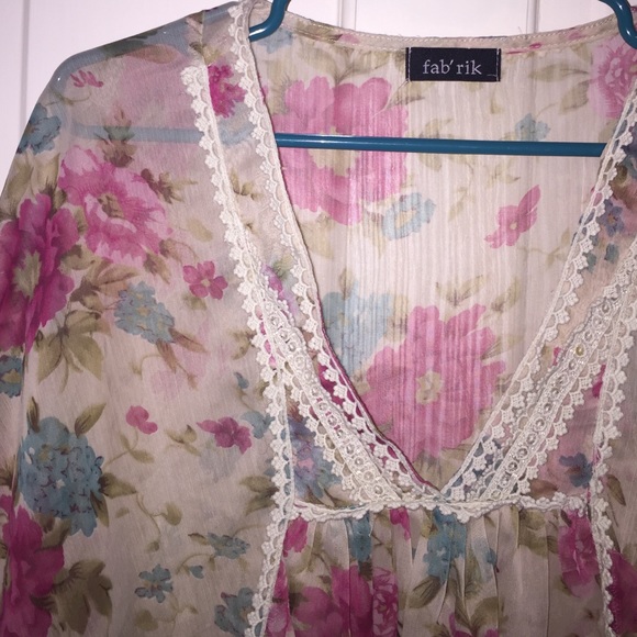 Floral blouse - Picture 2 of 2