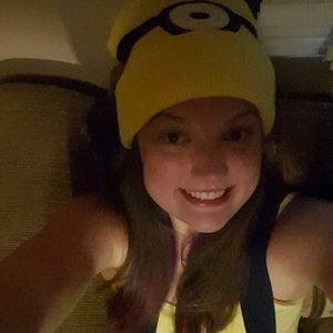 Meet your Posher, Chloe