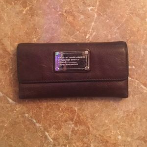 Marc Jacobs brown leather wallet