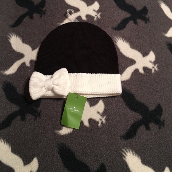 kate spade Accessories - NWT, Kate Spade Black & White Bow Hat lowest price