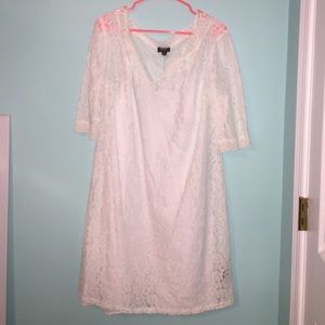 White lace dress with built-in slip Size 16