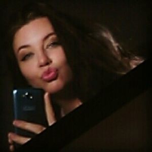 Meet your Posher, Liza