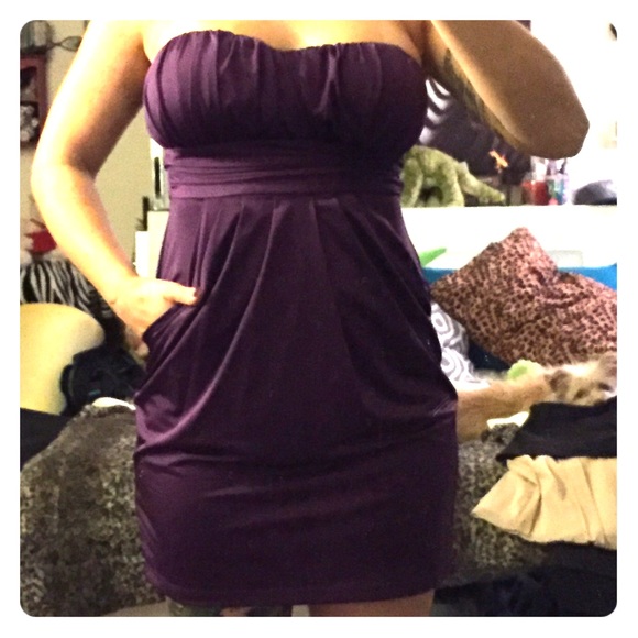 Dark purple dress - Picture 1 of 4