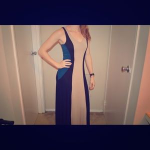 Monteau Maxi Dress