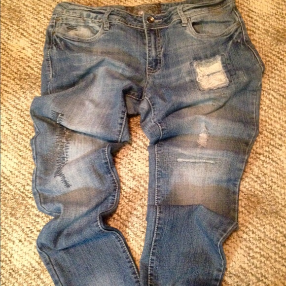 💛Awesome pair of Dollhouse skinny jeans!!💚