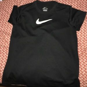 ‼️SOLD‼️NIKE DRIFIT TEE‼️
