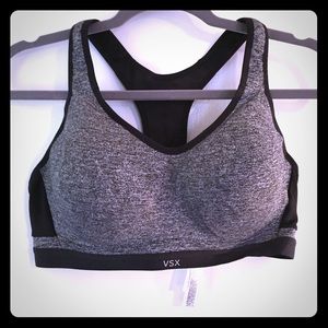 Victoria's Secret push-up sports bra size 38 D
