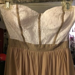 Beige and white mini