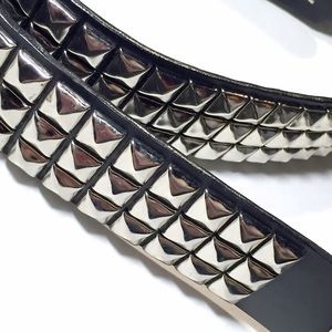 NWOT Black Three Row Stud Belt