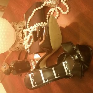 Elle black heels
