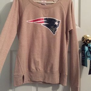 Patriots crew neck sweatshirt