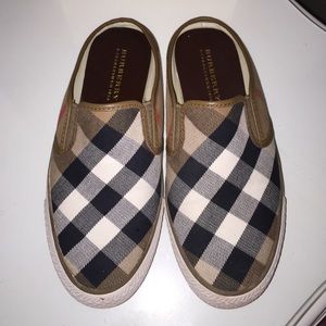 Burberry shoes