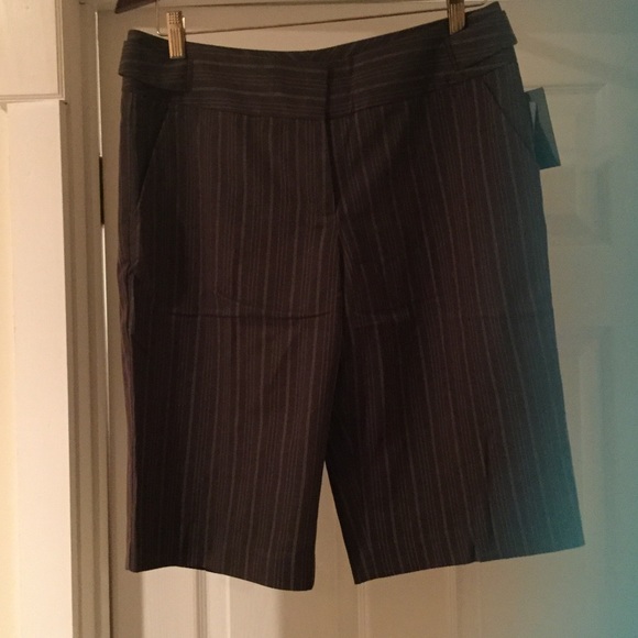 Daisy Fuentes corporate shorts