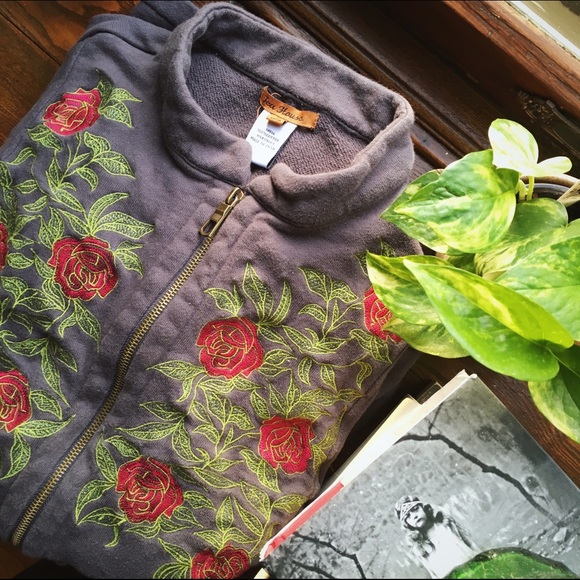 Tea House rose floral sweater tunic