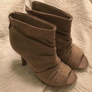 NWOT Tan peep toe ankle booties