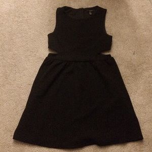Simple Black Dress • Forever 21