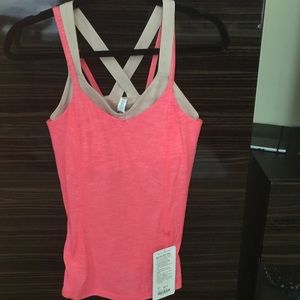 NWT Lululemon Run For Gold Tank Size 8