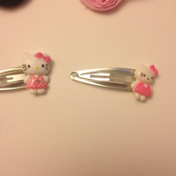 Hello Kitty Bundle - Picture 3 of 4