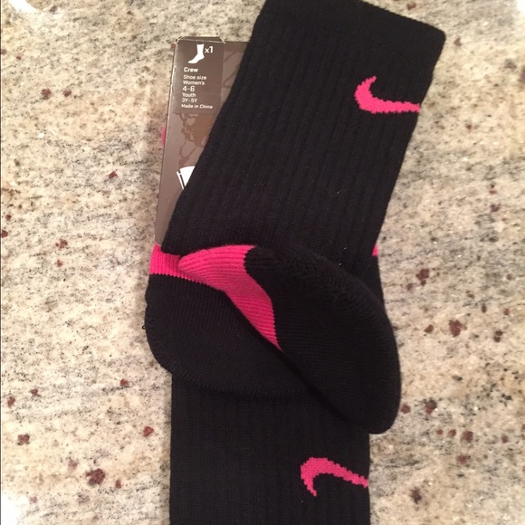 Nike  Elite Cushioned Black with BC Logo. - Picture 3 of 4