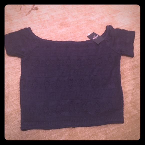 Navy blue lace crop top