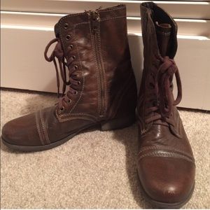 Steve Madden leather boots