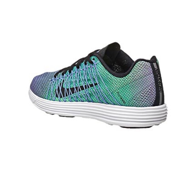 WMNS nike lunaracer 3