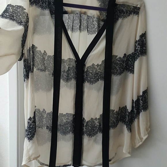 Blouse - Picture 4 of 4